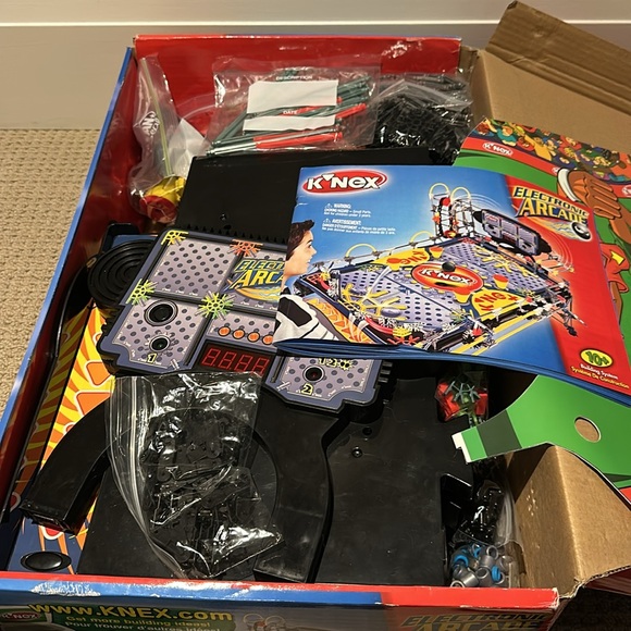 K’Nex Electronic Arcade - Picture 2 of 2